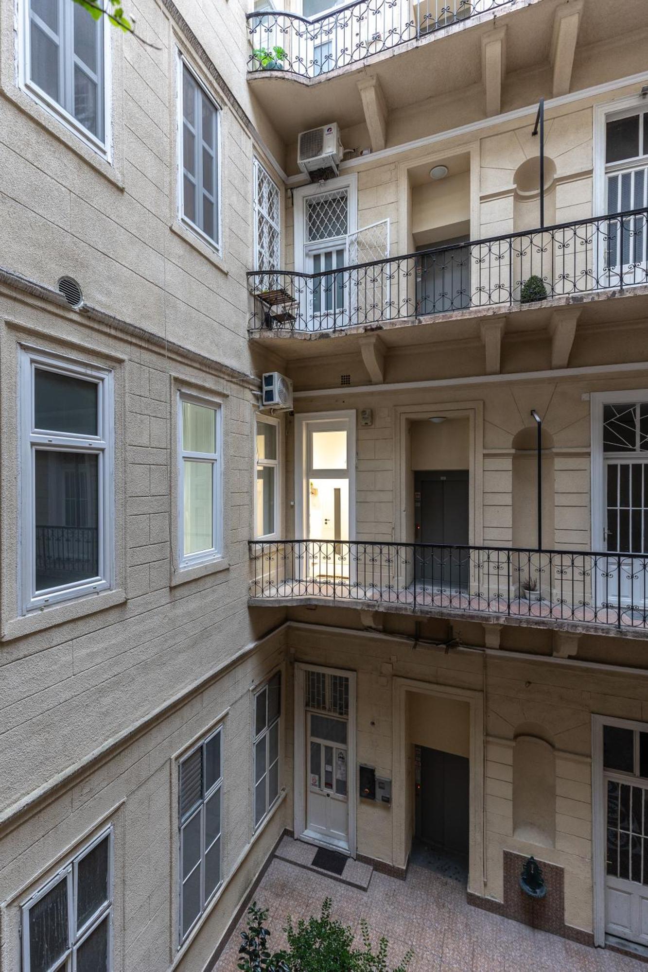 Andrassy Square Residence Budapest Exterior photo
